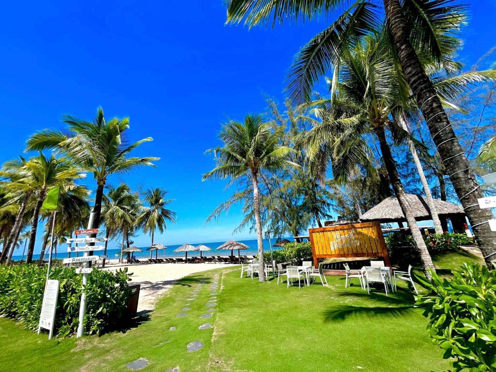 Kosmos Apart Hotel Phu Quoc - Night Market & Walkin To Beach Eksteriør bilde